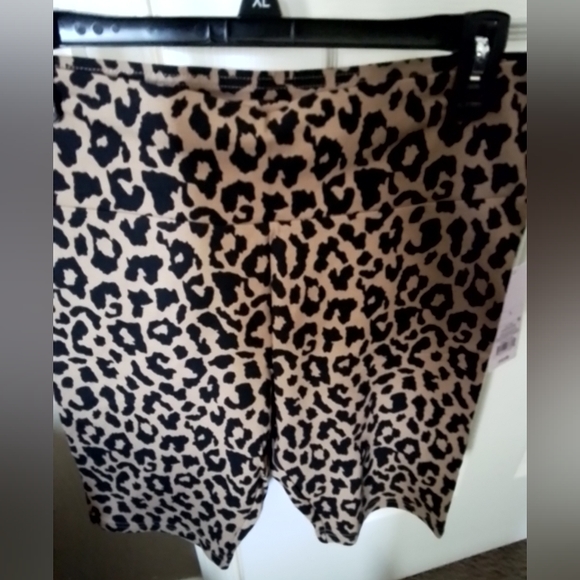 Wild Fable biking shorts NWT - Picture 3 of 5